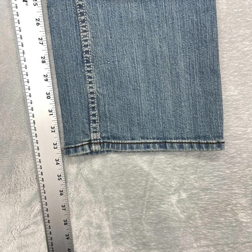 Cody James Jeans Mens 33/34 Blue Denim Medium Wash Slim Fit Bootcut Leg Wyatt